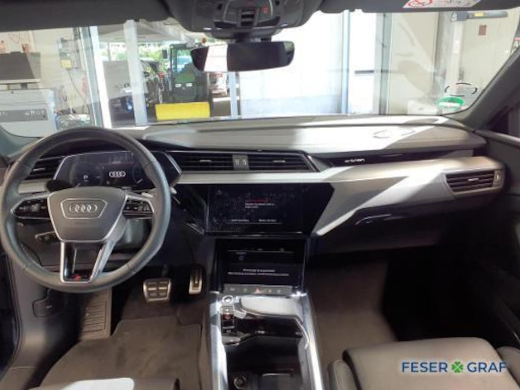Audi Q8 e-tron