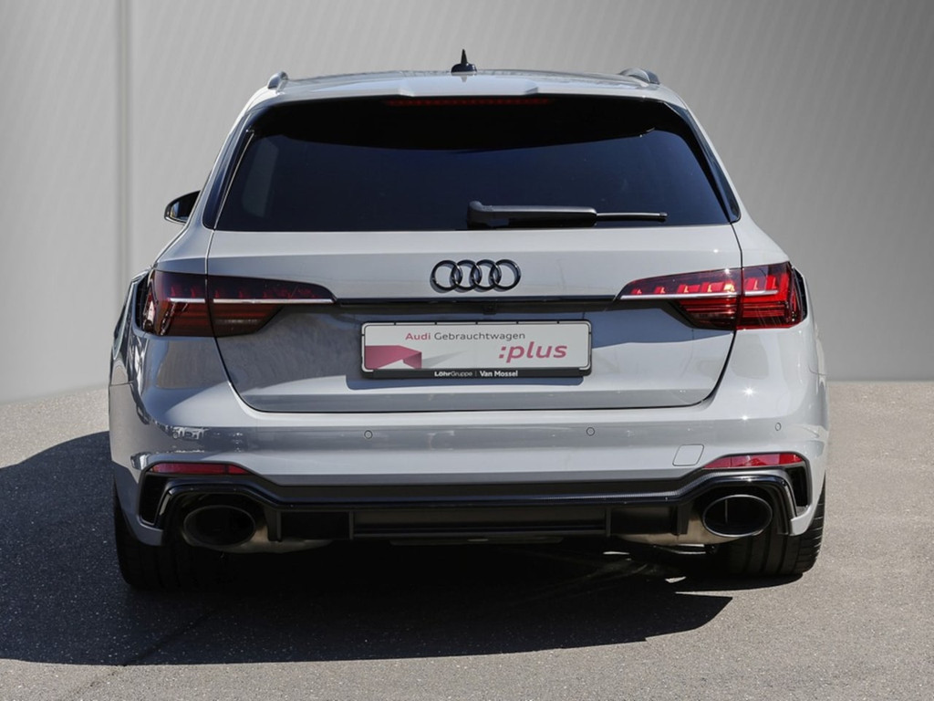 Audi RS4