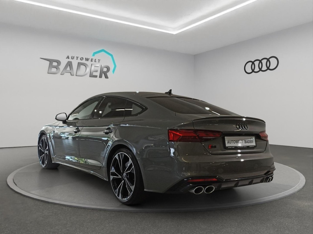 Audi S5