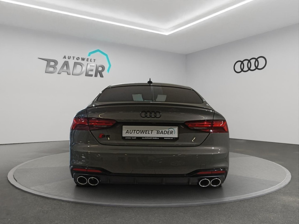 Audi S5
