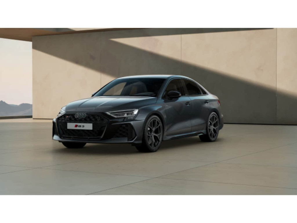 Audi RS3 Sedan Quattro S-Tronic