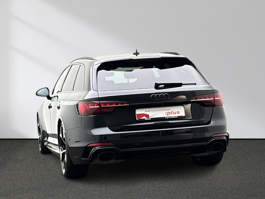 Audi RS4