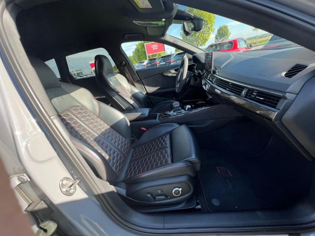 Audi RS4