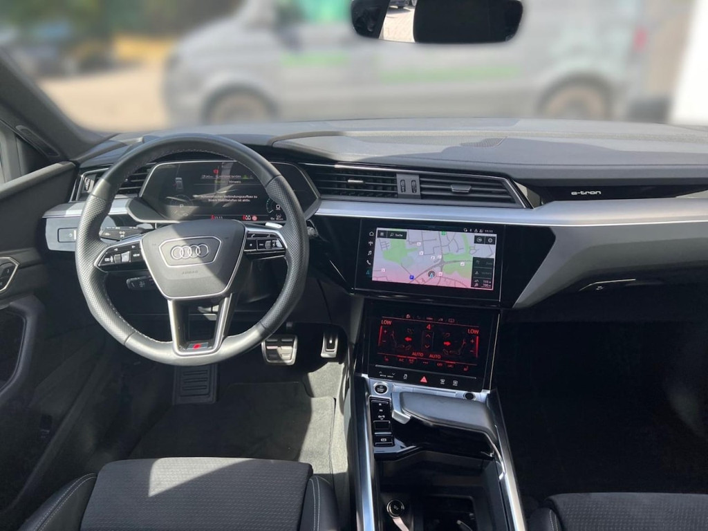 Audi Q8 e-tron