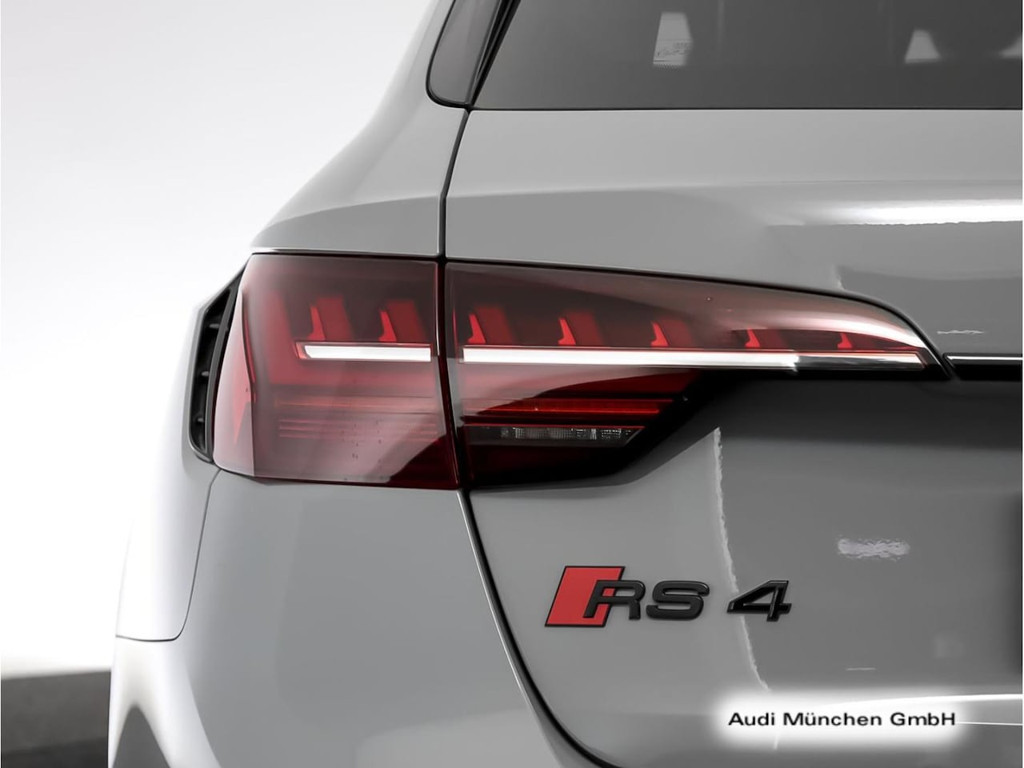 Audi RS4