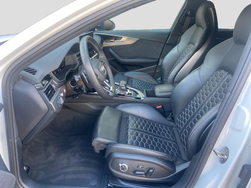 Audi RS4