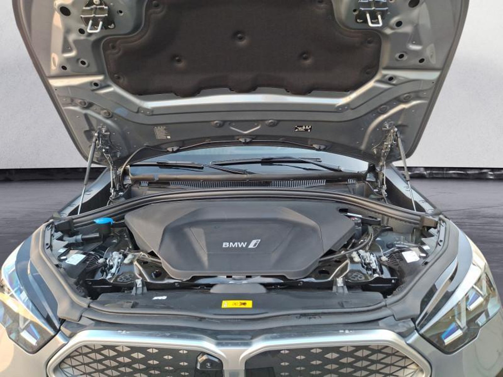 BMW iX2