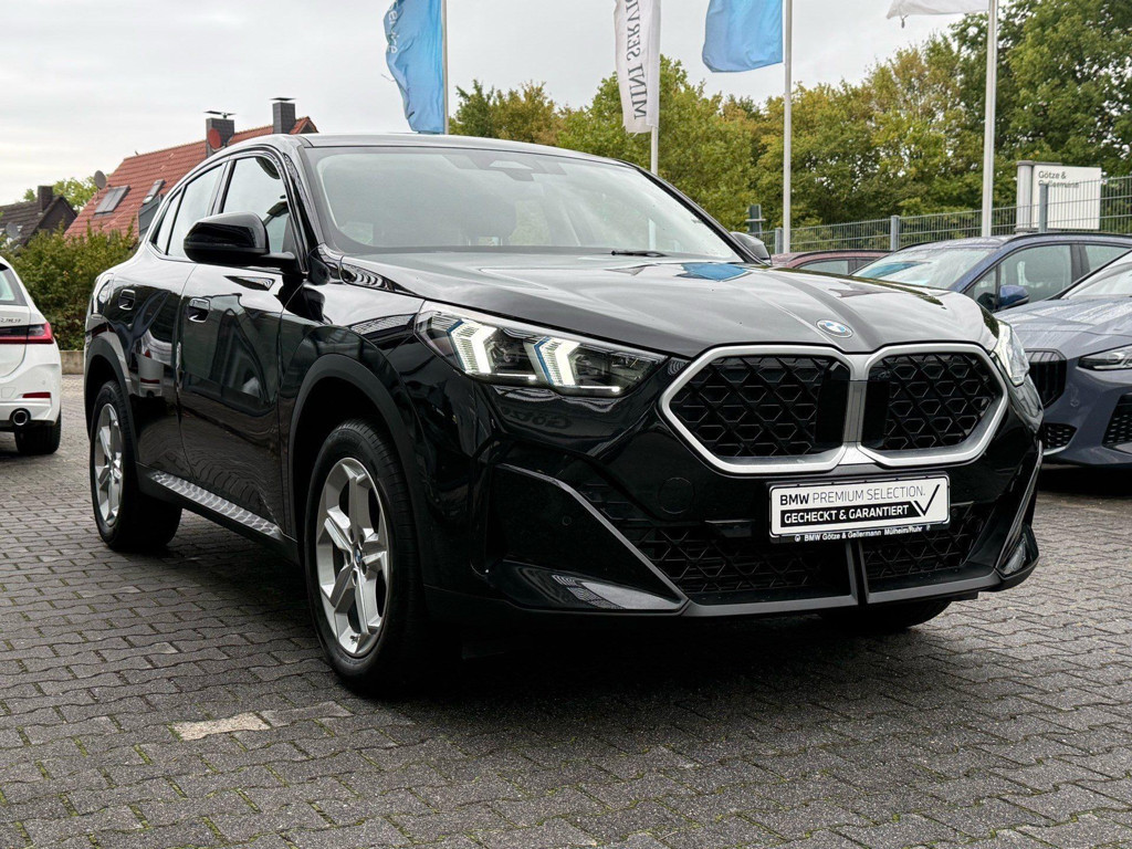 BMW X2