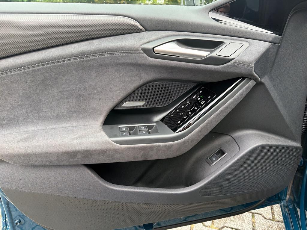 Audi S6 e-tron