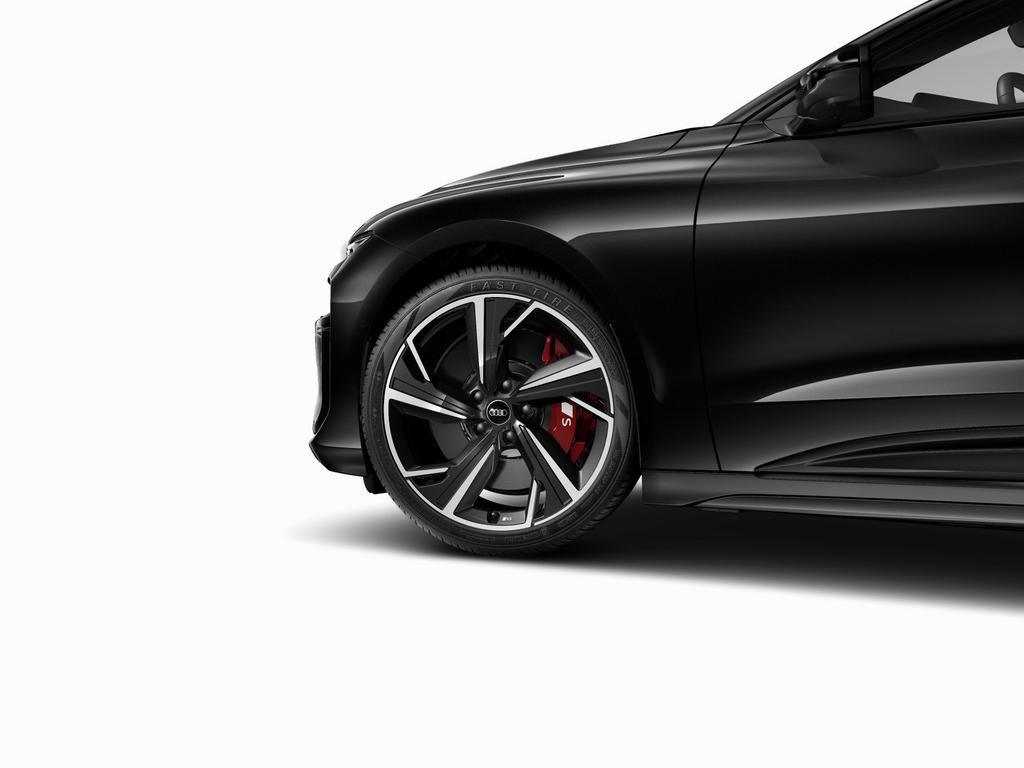 Audi S6 e-tron