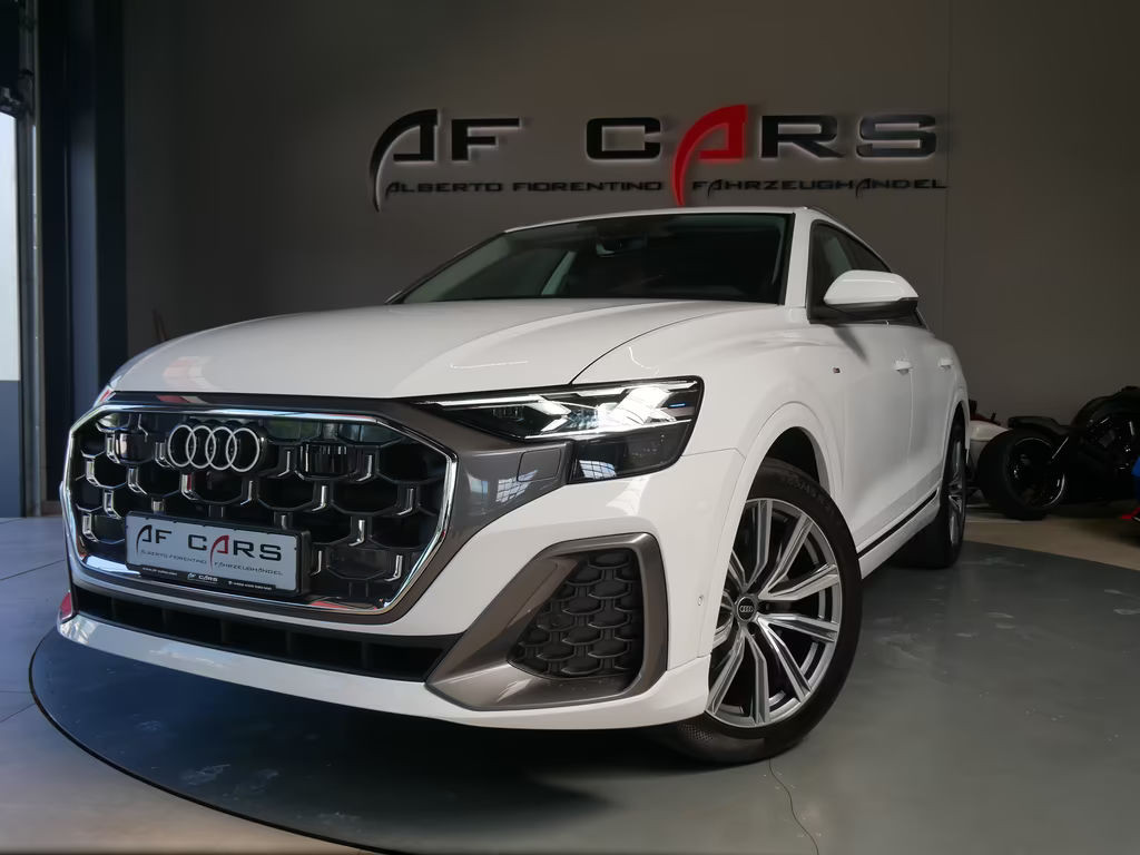 Audi Q8 S-Line