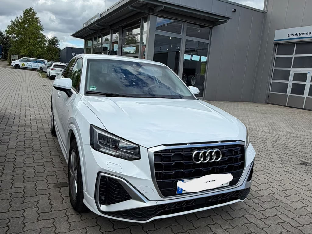 Audi Q2