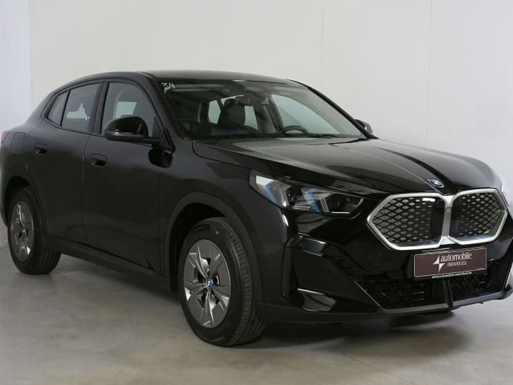 BMW iX2