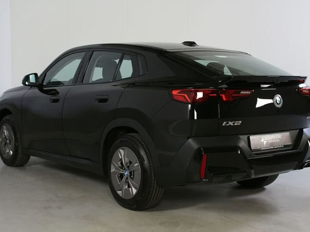 BMW iX2