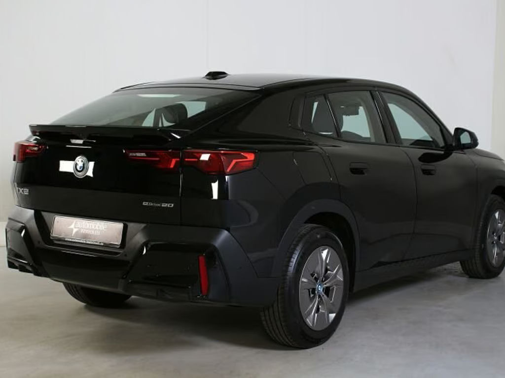 BMW iX2