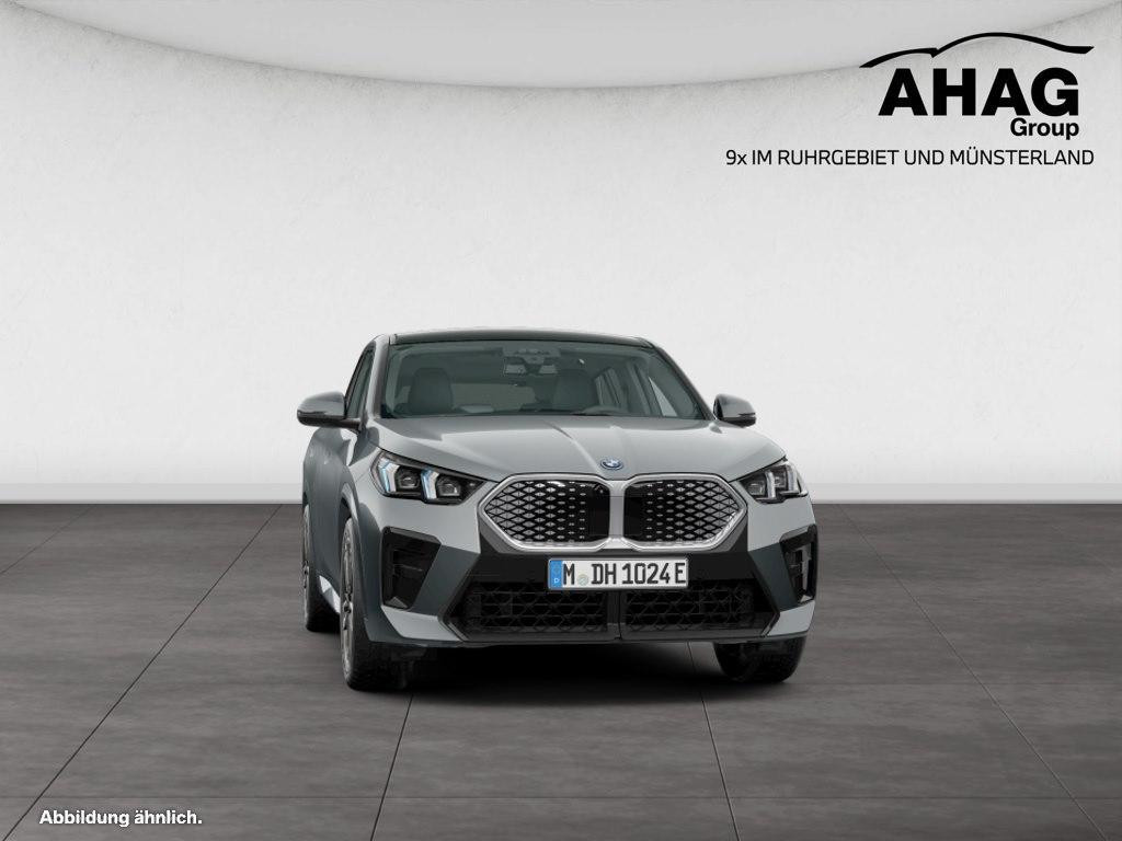BMW iX2