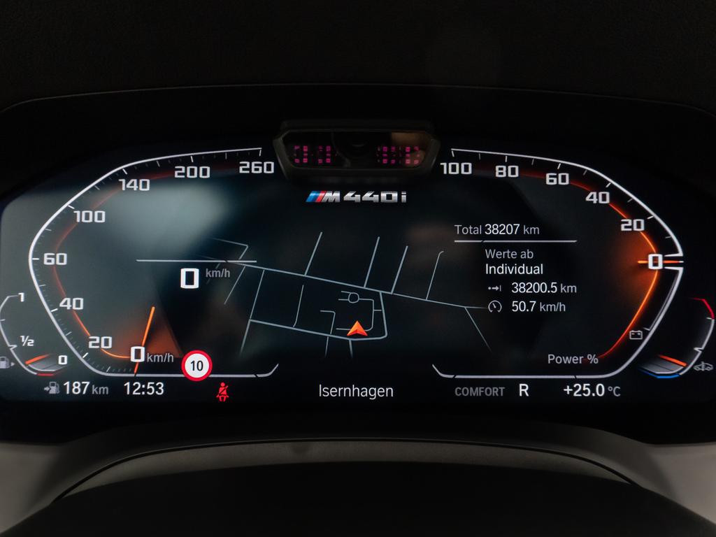 BMW M440