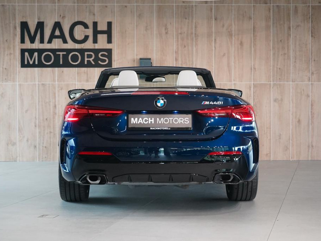 BMW M440