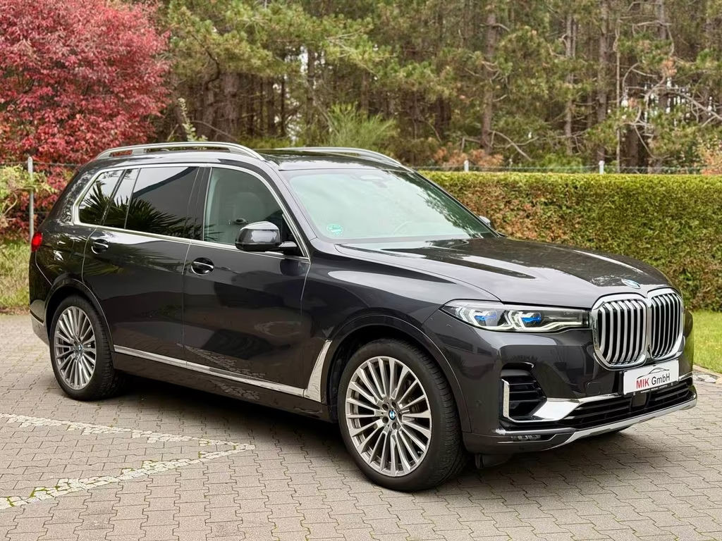 BMW X7