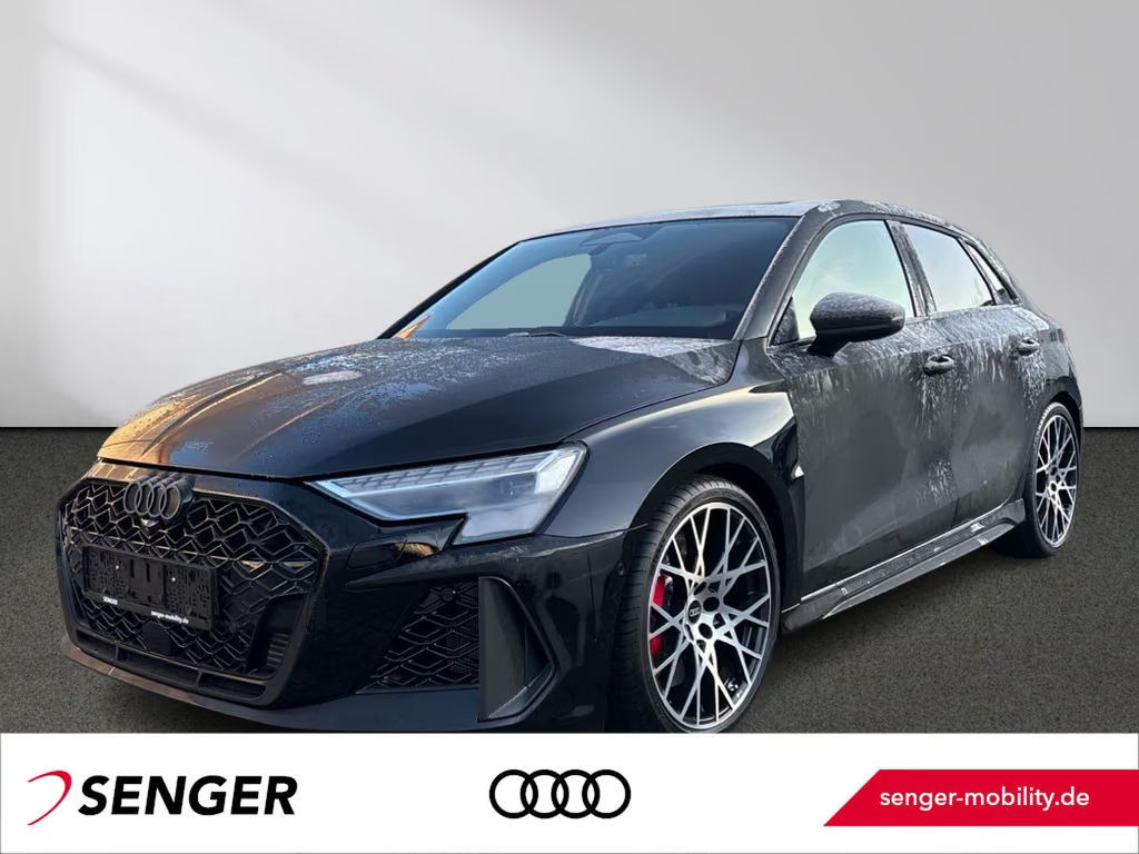 Audi RS3 Sportback Sedan S-Tronic