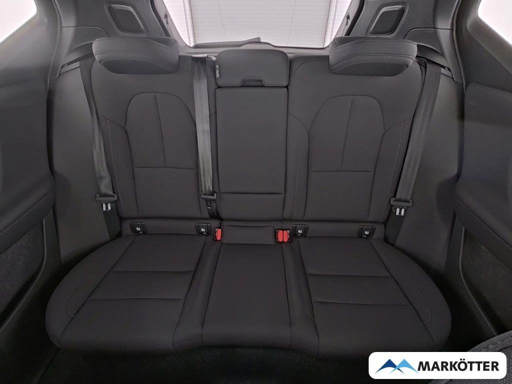 Volvo EX40