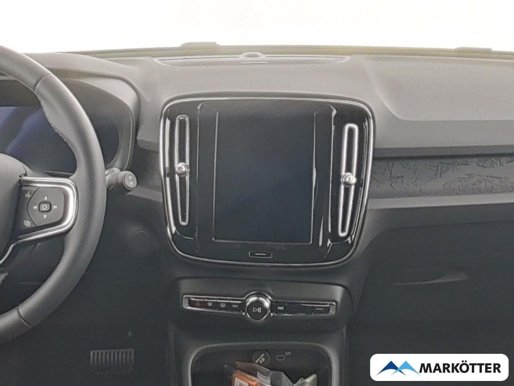 Volvo EX40