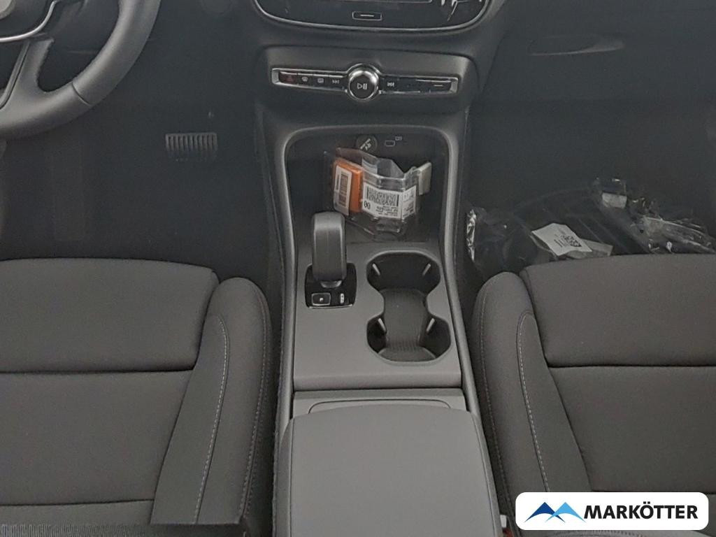 Volvo EX40