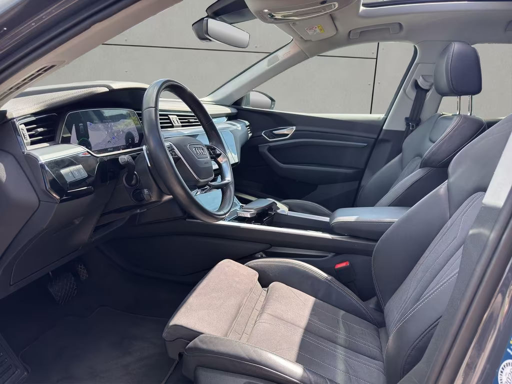 Audi Q8 e-tron