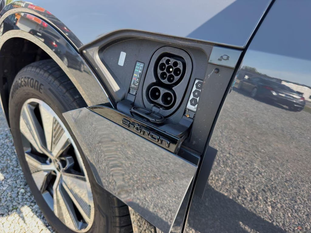 Audi Q8 e-tron