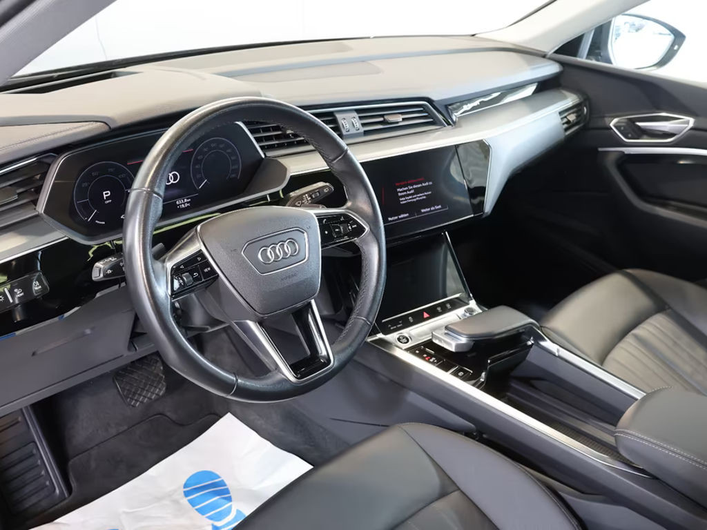 Audi e-tron