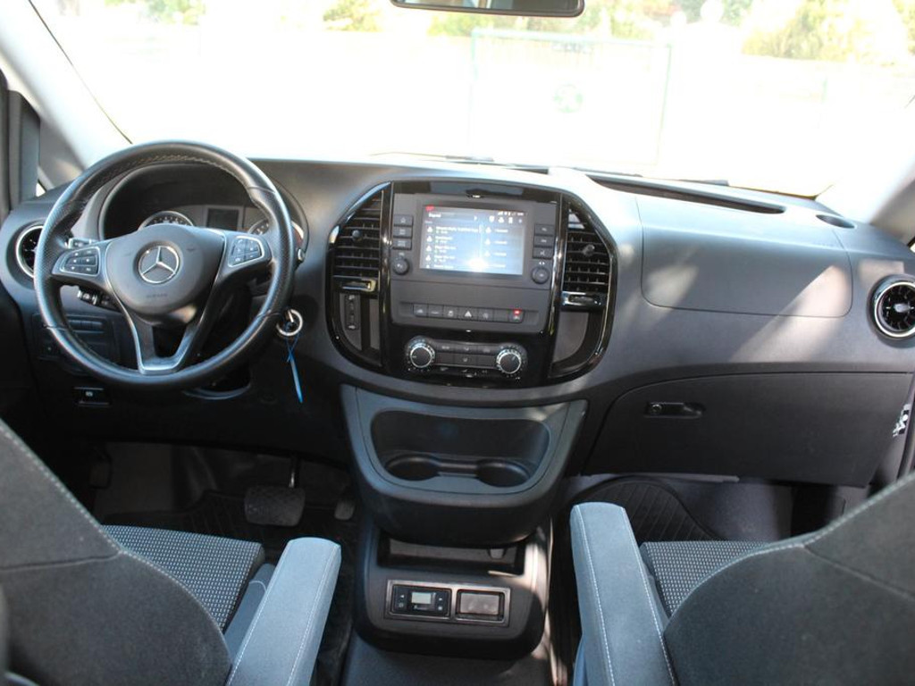 Mercedes-Benz Marco Polo