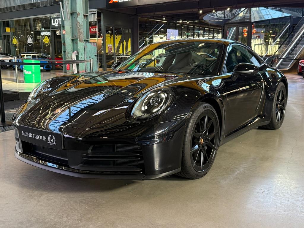 Porsche 911 992 Carrera