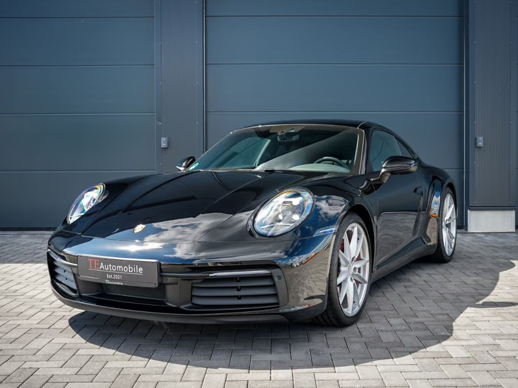 Porsche 911 992 Carrera