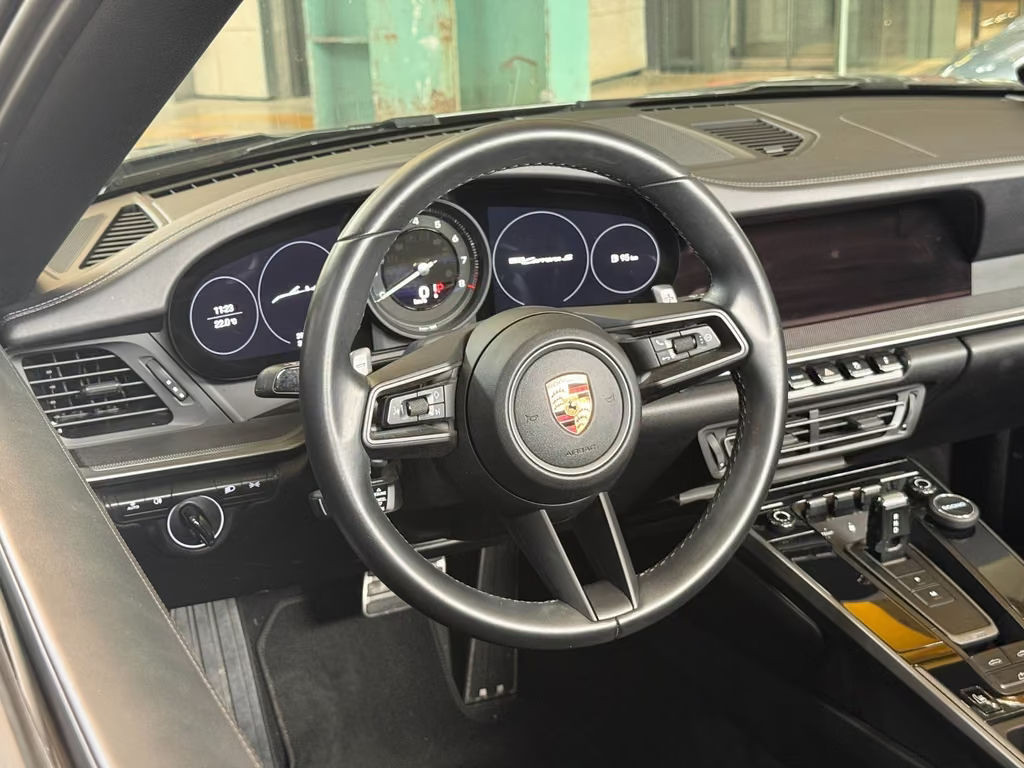 Porsche 911