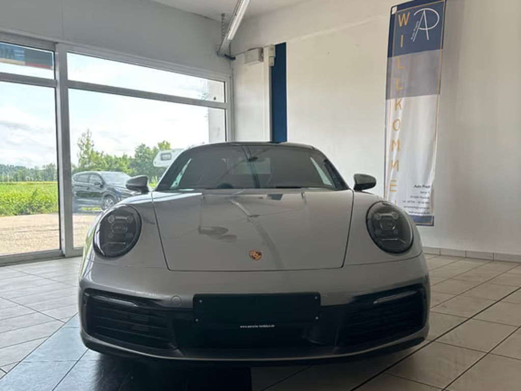 Porsche 911 992 Carrera