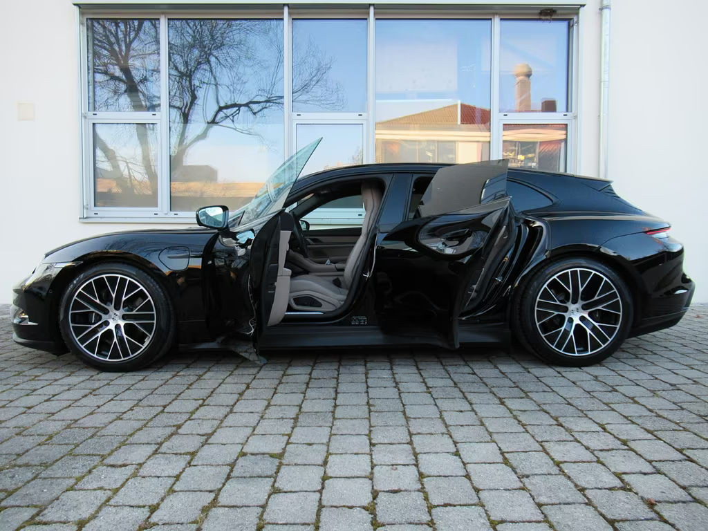 Porsche Taycan Sport Turismo