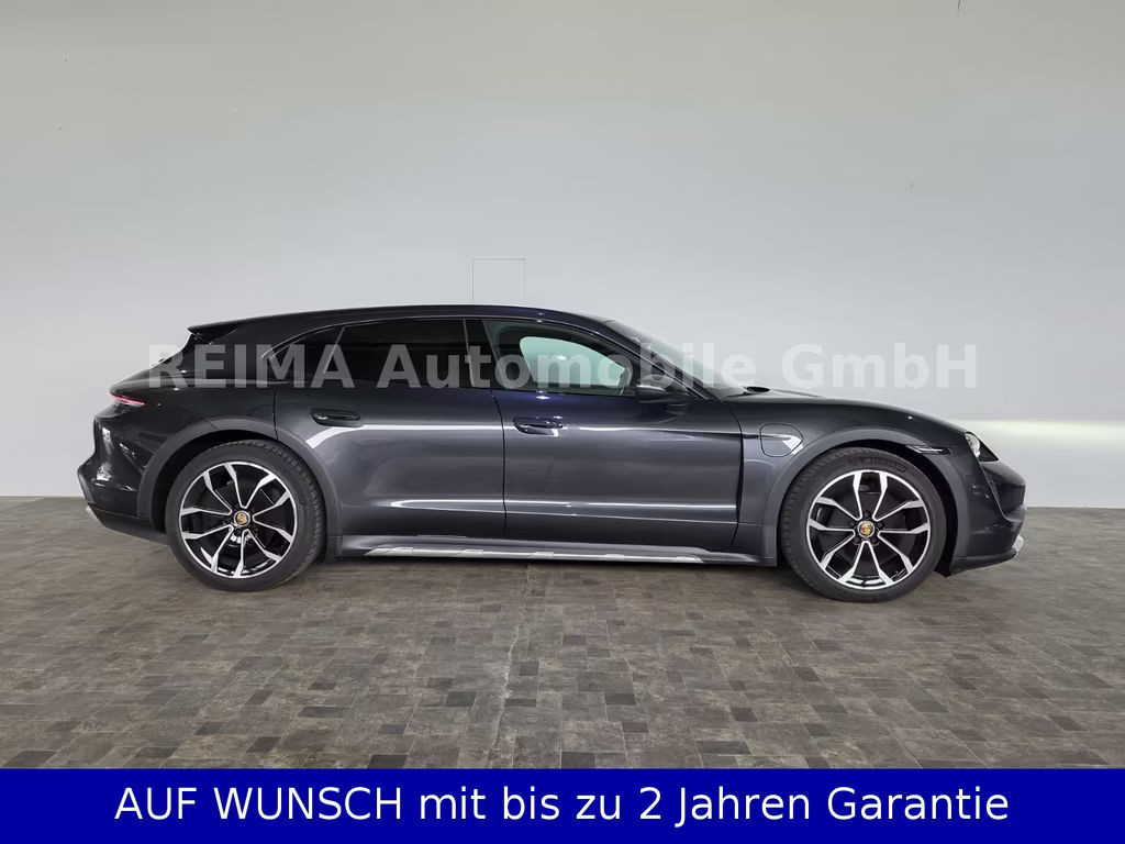 Porsche Taycan Cross Turismo Performance Plus 4