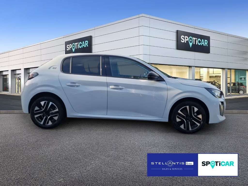 Peugeot e-208