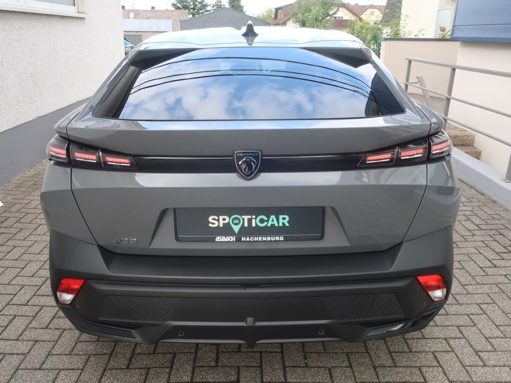 Peugeot 408