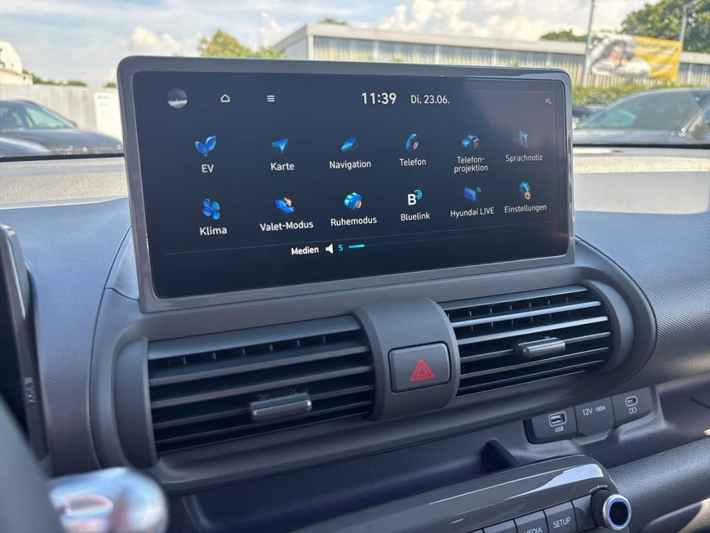 Hyundai INSTER