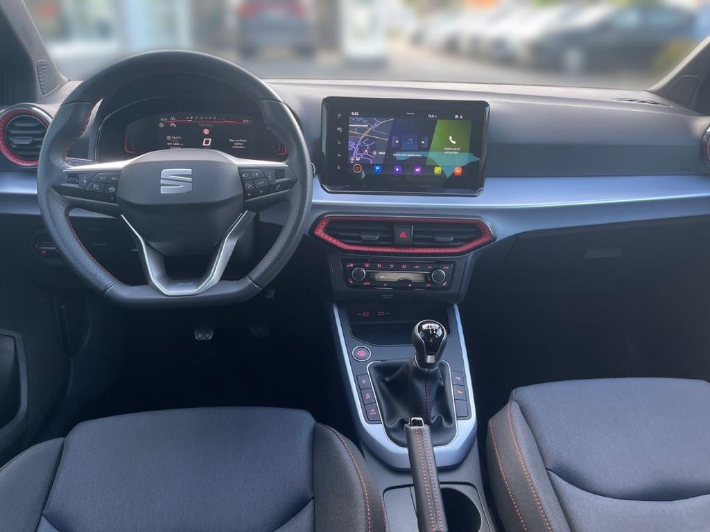 Seat Arona