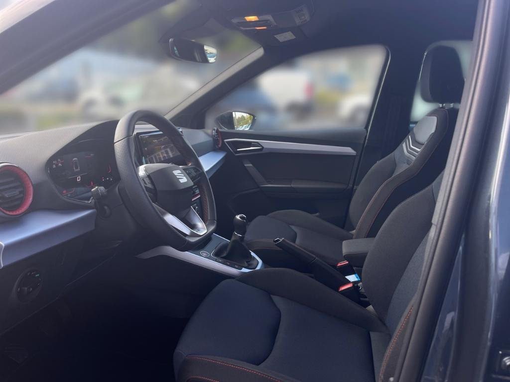 Seat Arona