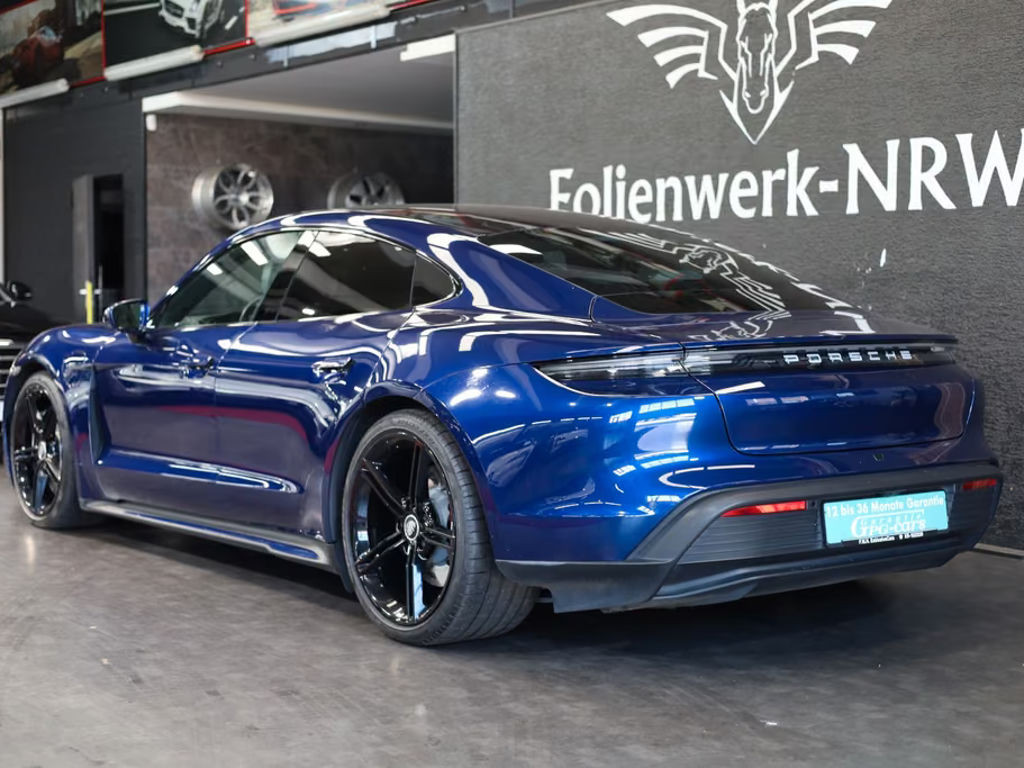 Porsche Taycan