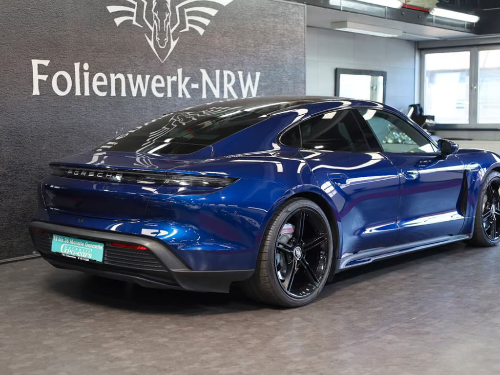 Porsche Taycan