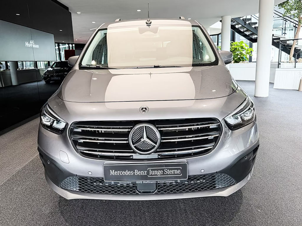 Mercedes-Benz T 180