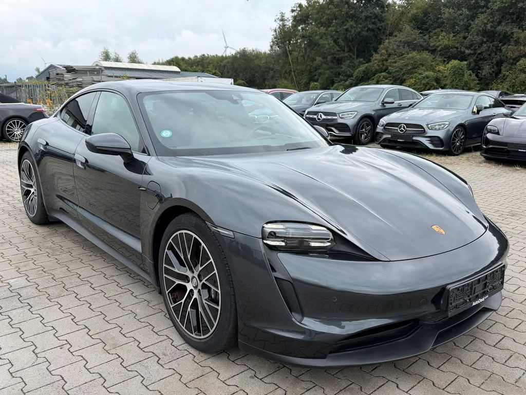 Porsche Taycan