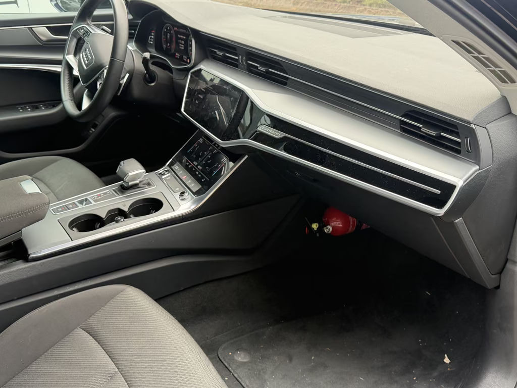 Audi A6 Avant Quattro 50 TDI