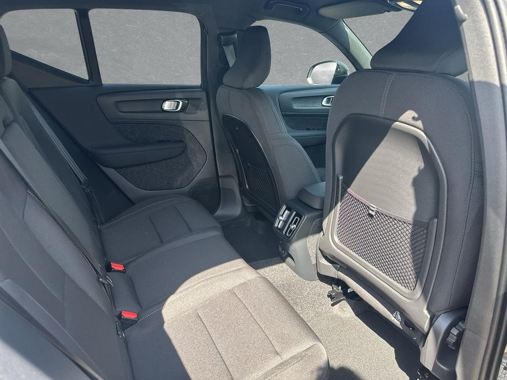 Volvo EX40
