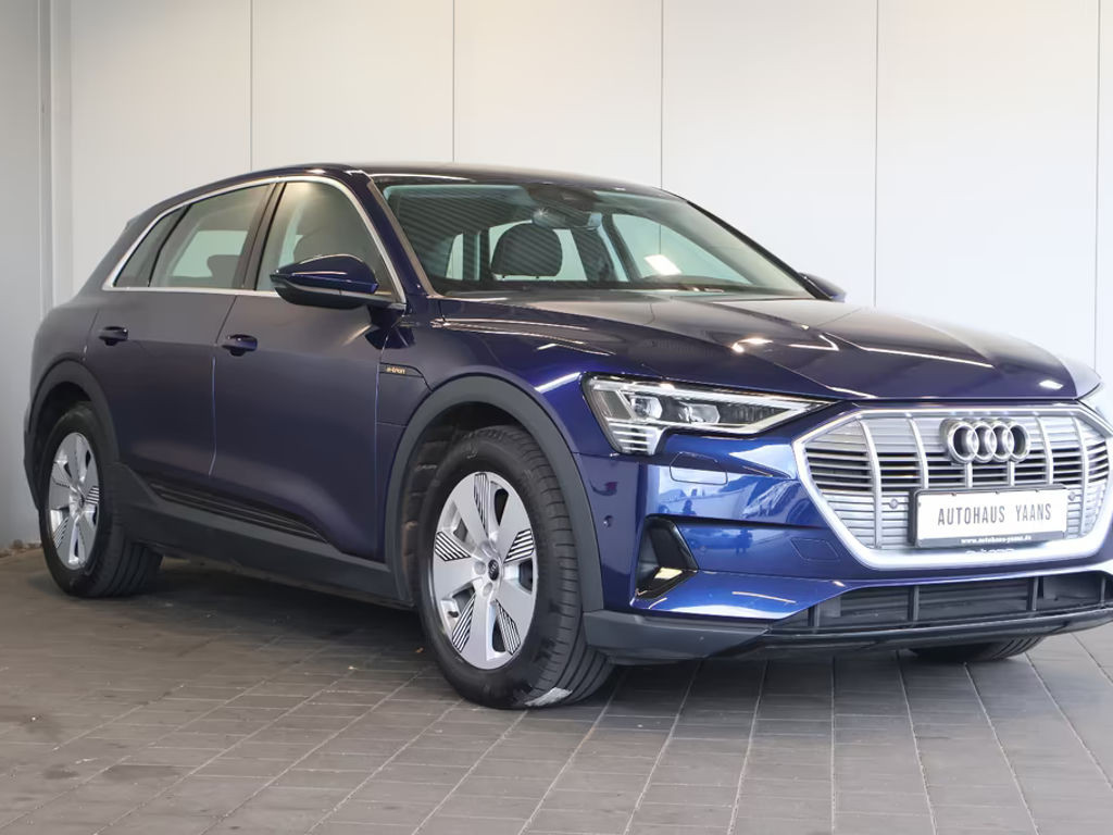 Audi e-tron Quattro 50