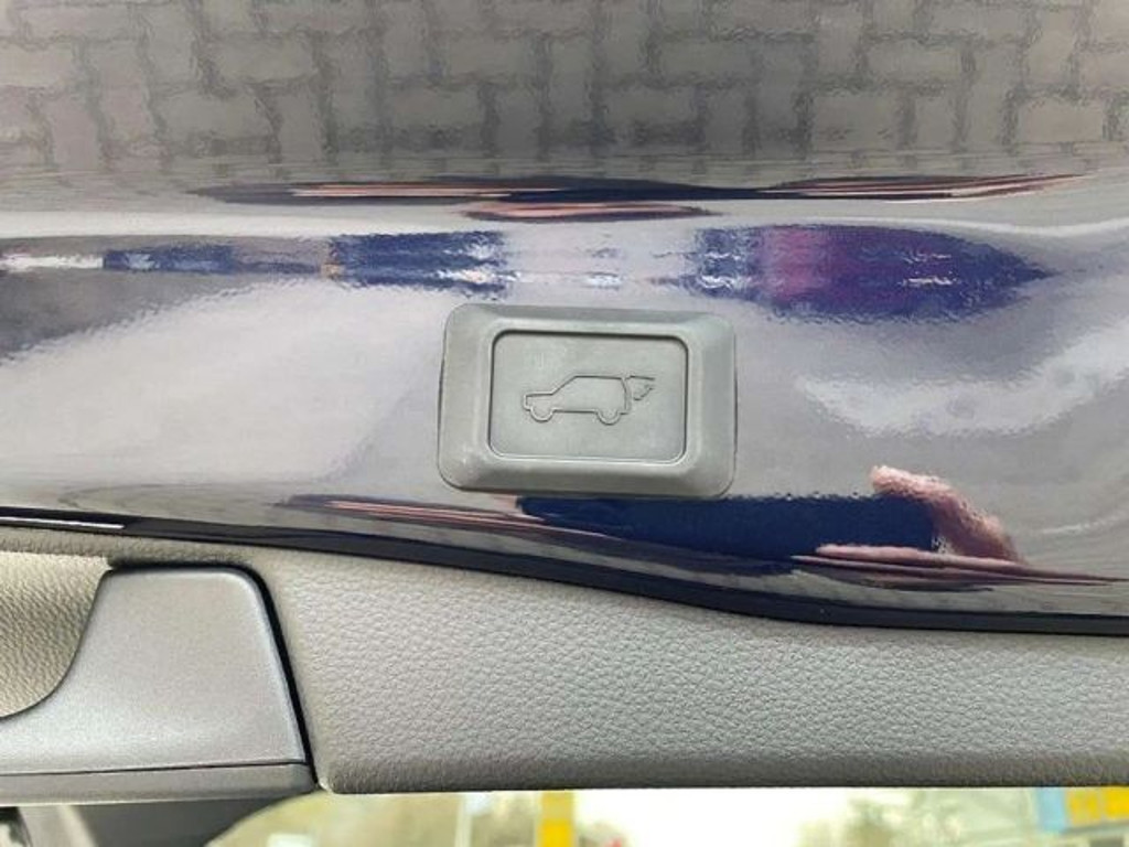 Suzuki Across